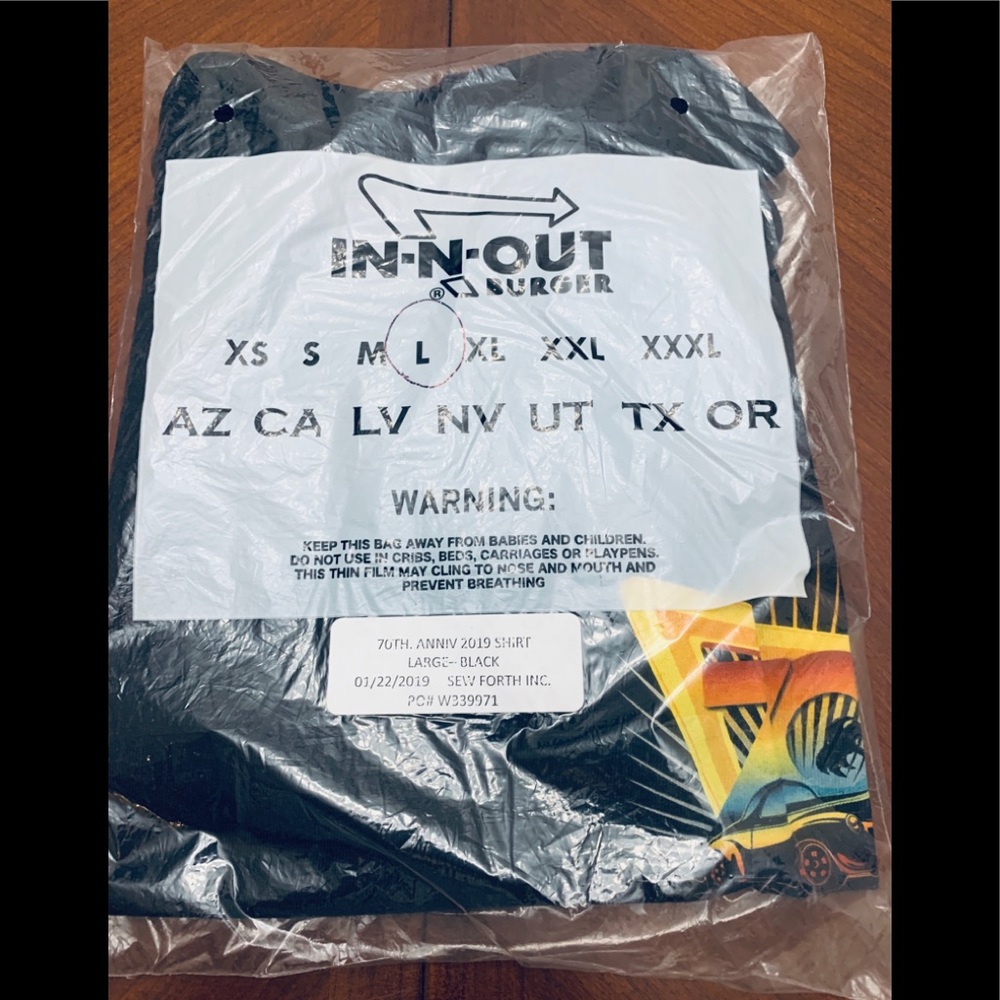 Unisex 70th Anniv IN-N-OUT Burger T shirt Large